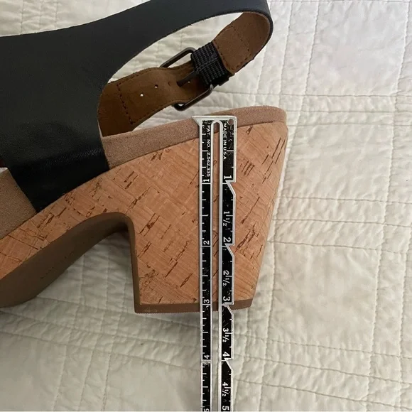 Cobb Hill leather & cork sandals - Picture 7 of 8